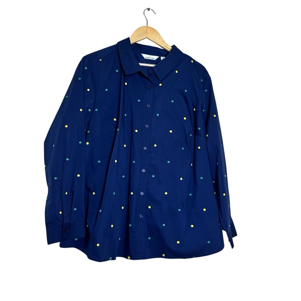 Lemon Way Women’s Stretch Navy Size 2X Embroidered Button Down Shirt Lagen look